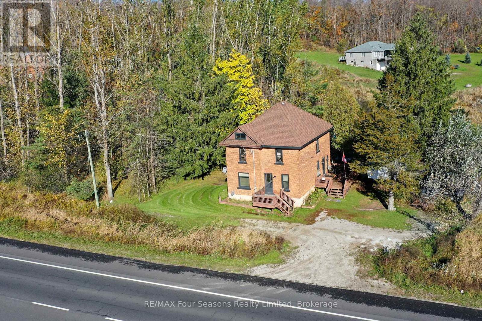 204713 26 Highway, Meaford, Ontario  N4K 5W4 - Photo 26 - X12475780