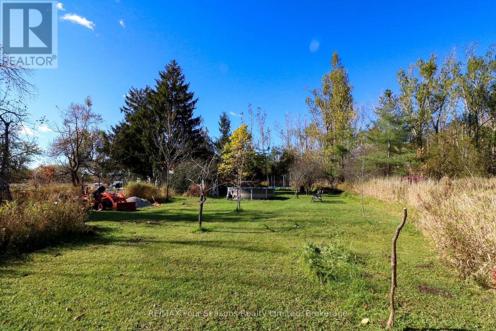 204713 26 Highway, Meaford, Ontario  N4K 5W4 - Photo 27 - X12475780