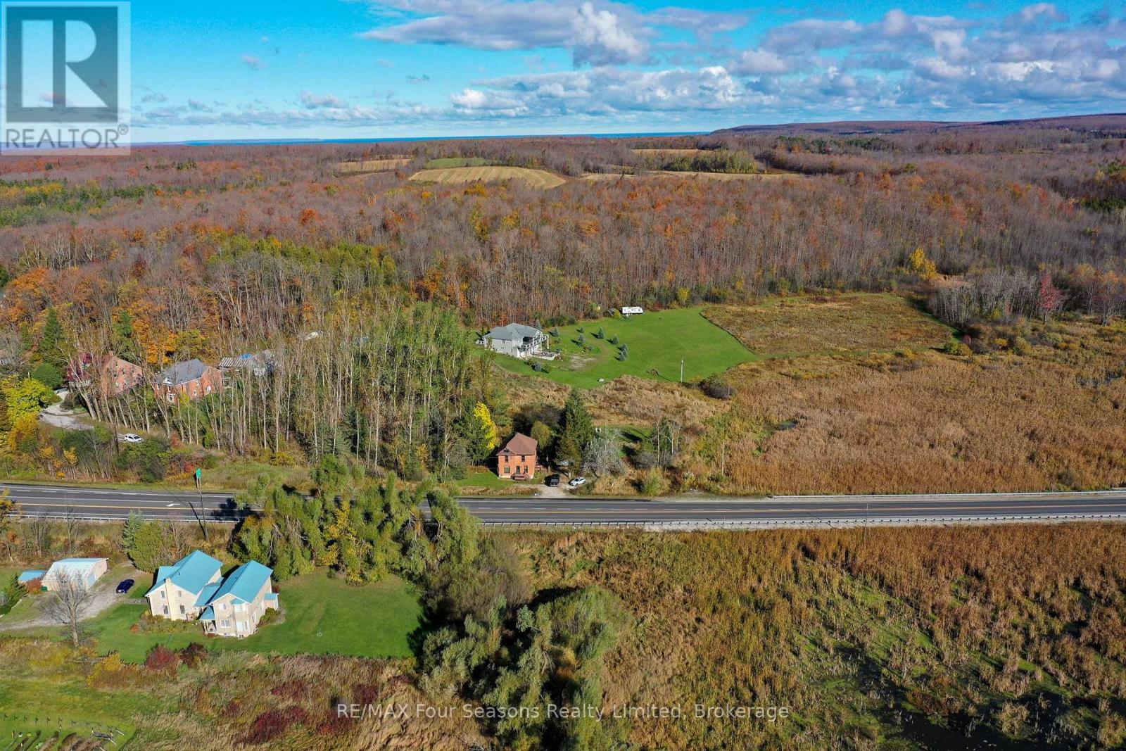 204713 26 Highway, Meaford, Ontario  N4K 5W4 - Photo 29 - X12475780
