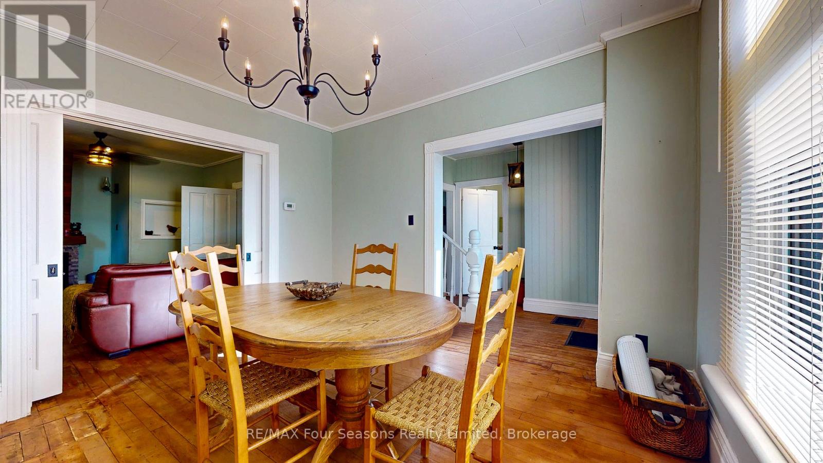 204713 26 Highway, Meaford, Ontario  N4K 5W4 - Photo 5 - X12475780