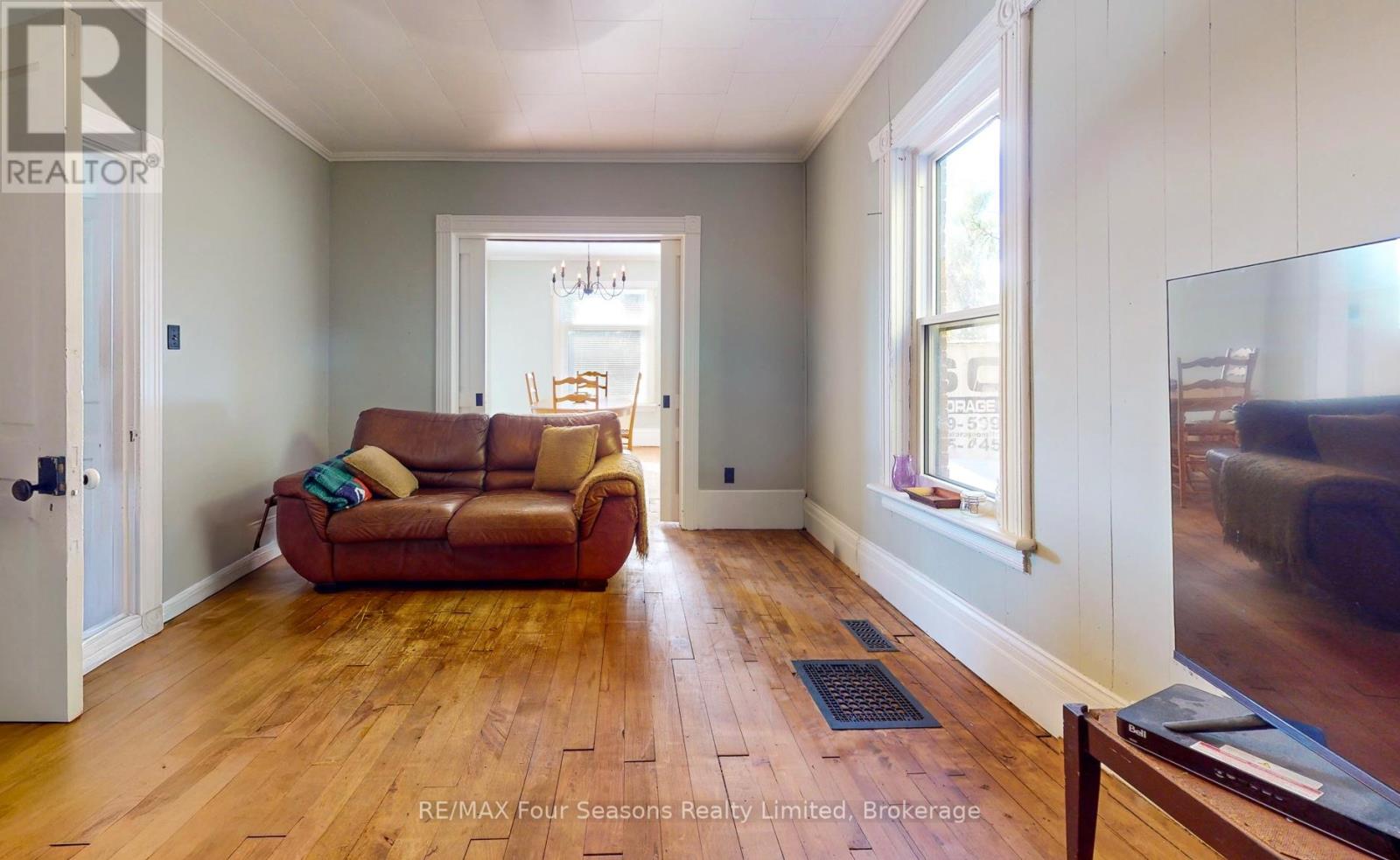 204713 26 Highway, Meaford, Ontario  N4K 5W4 - Photo 9 - X12475780