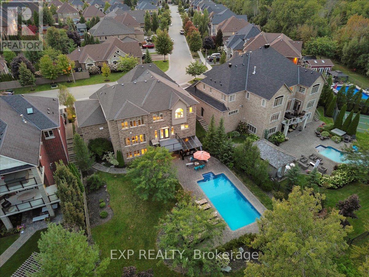 58 Coach Crescent, Whitby, Ontario  L1R 0L1 - Photo 3 - E12475732