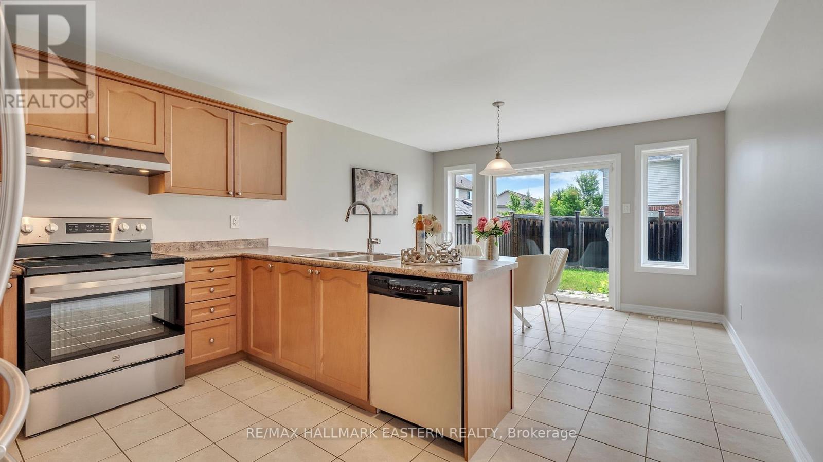 58 Warman Street, New Tecumseth, Ontario L9R 0C1 - Photo 12 - N12475694