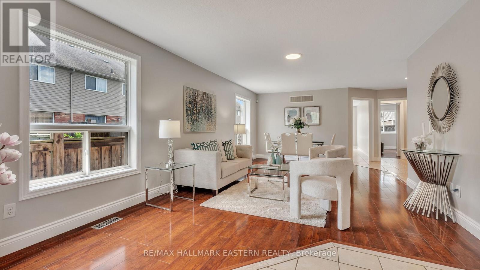 58 Warman Street, New Tecumseth, Ontario L9R 0C1 - Photo 7 - N12475694