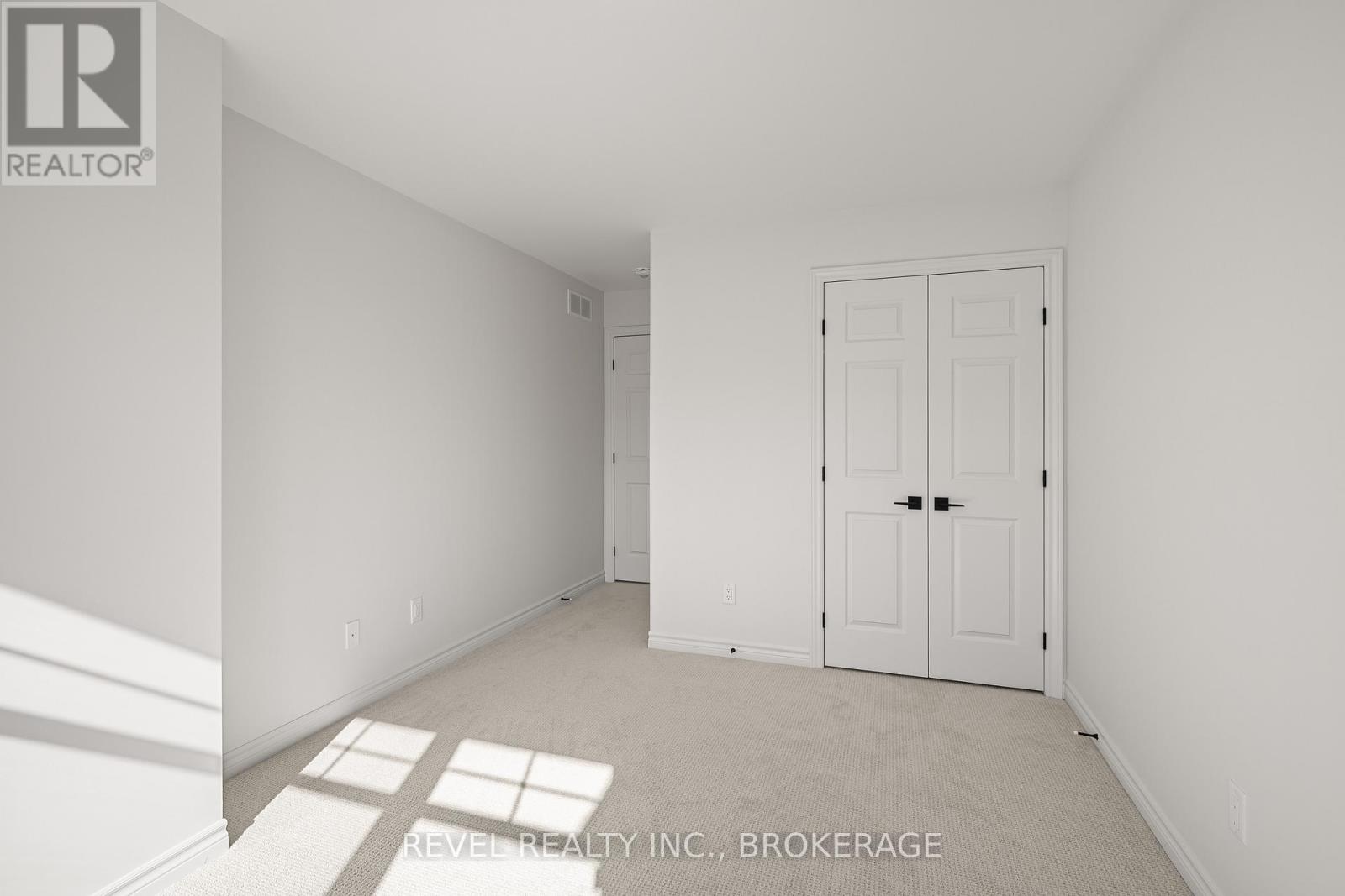 1413 Demers Avenue, Kingston (East Gardiners Rd), Ontario  K7M 0H8 - Photo 24 - X12475559