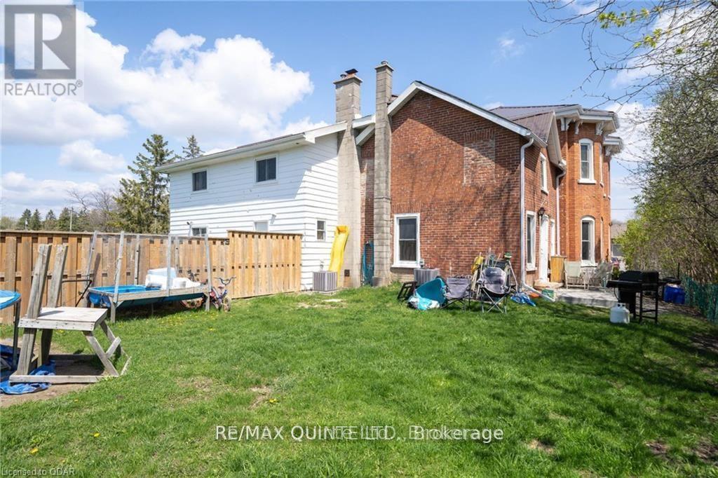 58 Avondale Road, Belleville (Belleville Ward), Ontario  K8P 4G3 - Photo 18 - X12475564