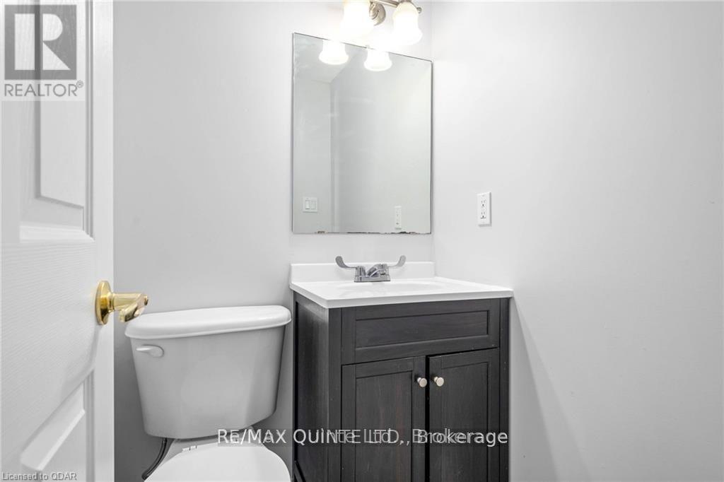 58 Avondale Road, Belleville (Belleville Ward), Ontario  K8P 4G3 - Photo 20 - X12475564