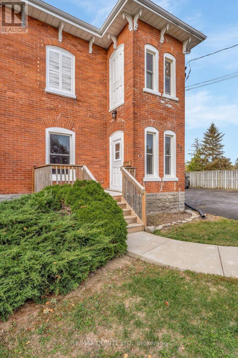 58 Avondale Road, Belleville (Belleville Ward), Ontario  K8P 4G3 - Photo 3 - X12475564