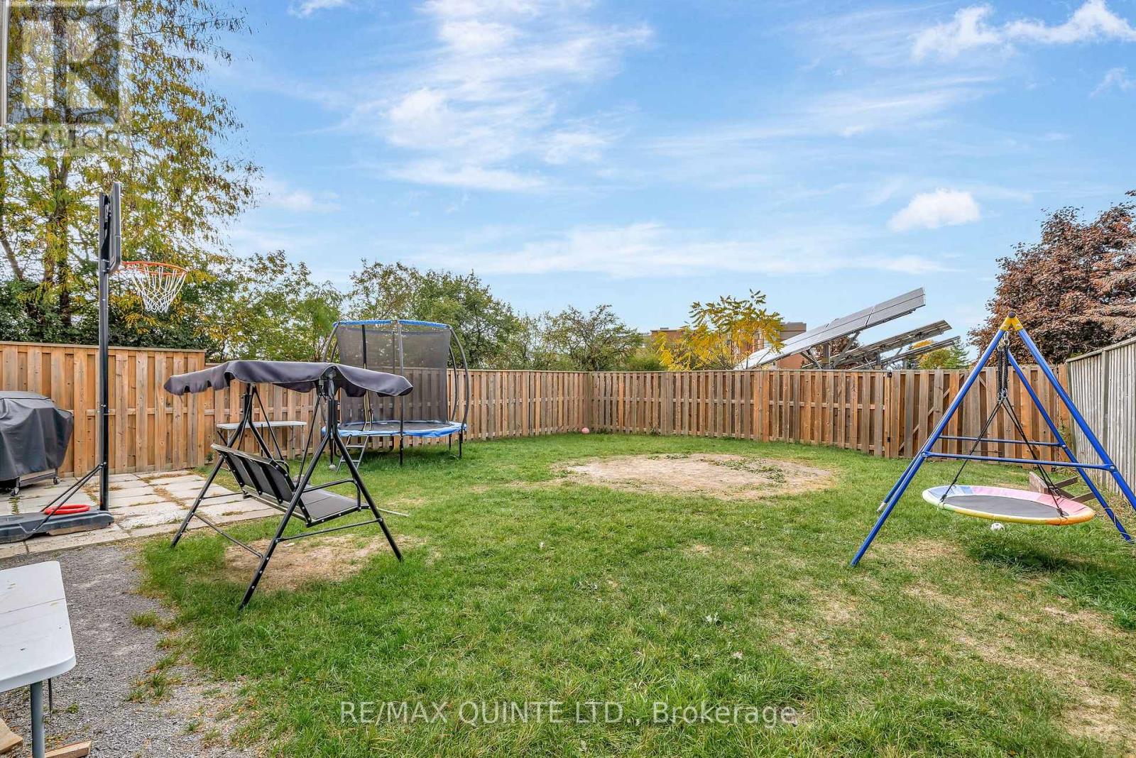 58 Avondale Road, Belleville (Belleville Ward), Ontario  K8P 4G3 - Photo 34 - X12475564