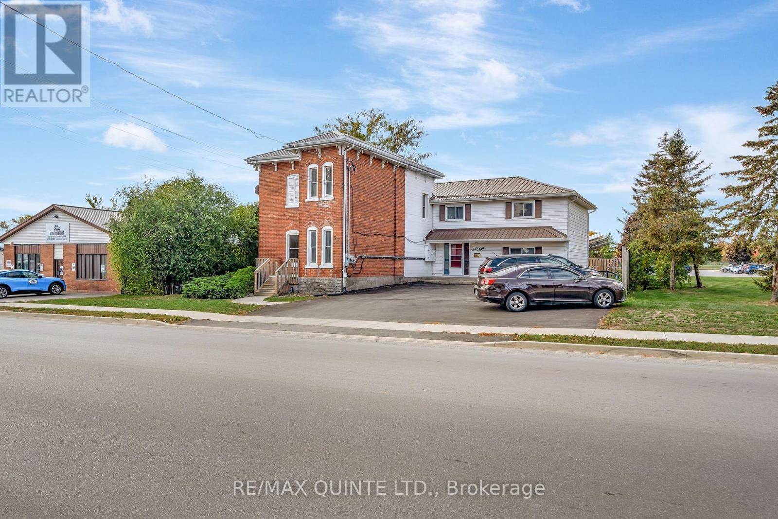 58 Avondale Road, Belleville (Belleville Ward), Ontario  K8P 4G3 - Photo 36 - X12475564