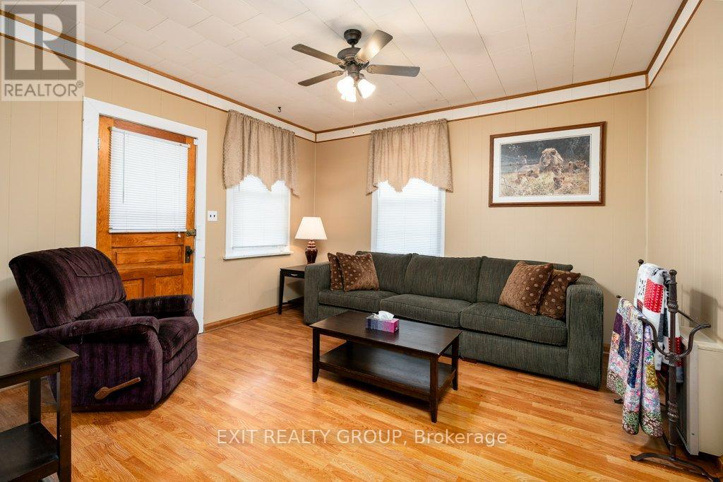 101 River Street E, Tweed (Tweed (Village)), Ontario  K0K 3J0 - Photo 14 - X12475685