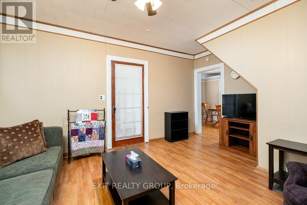 101 River Street E, Tweed (Tweed (Village)), Ontario  K0K 3J0 - Photo 15 - X12475685