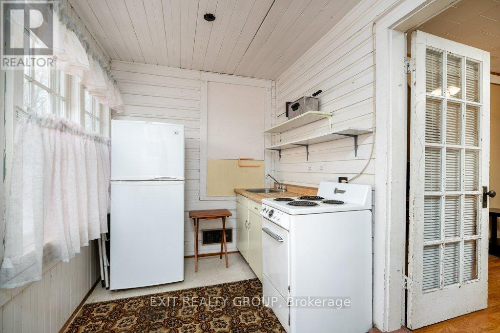 101 River Street E, Tweed (Tweed (Village)), Ontario  K0K 3J0 - Photo 17 - X12475685