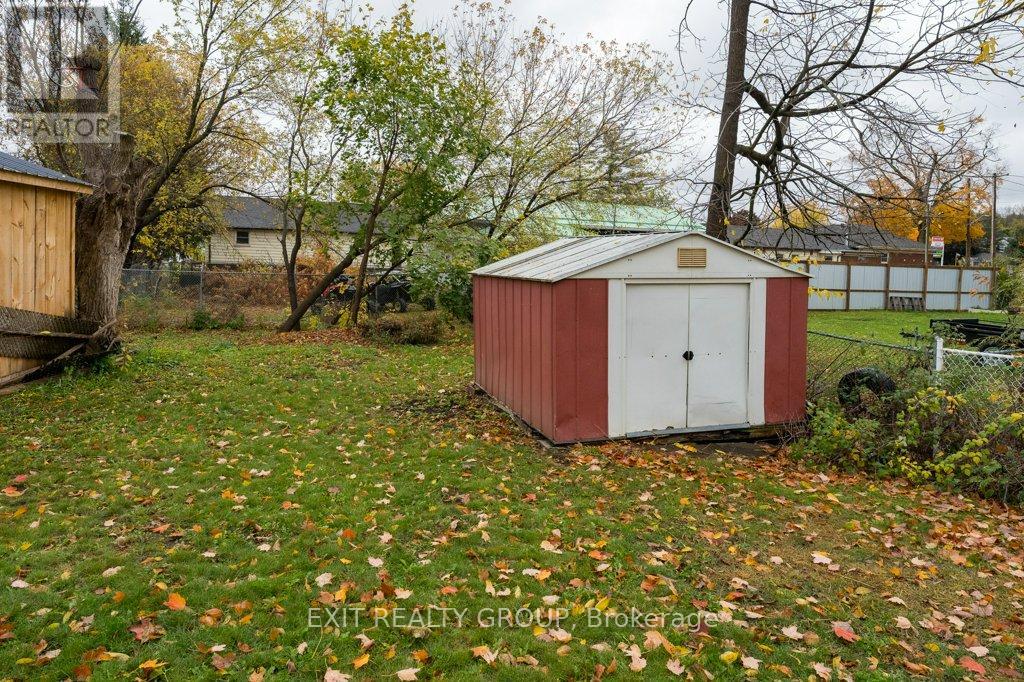 101 River Street E, Tweed (Tweed (Village)), Ontario  K0K 3J0 - Photo 33 - X12475685