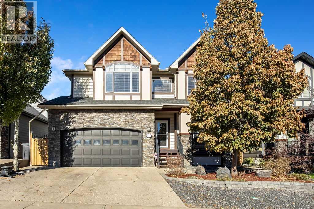 137 Magenta Crescent, Chestermere, Alberta  T1X 0K9 - Photo 1 - A2263145