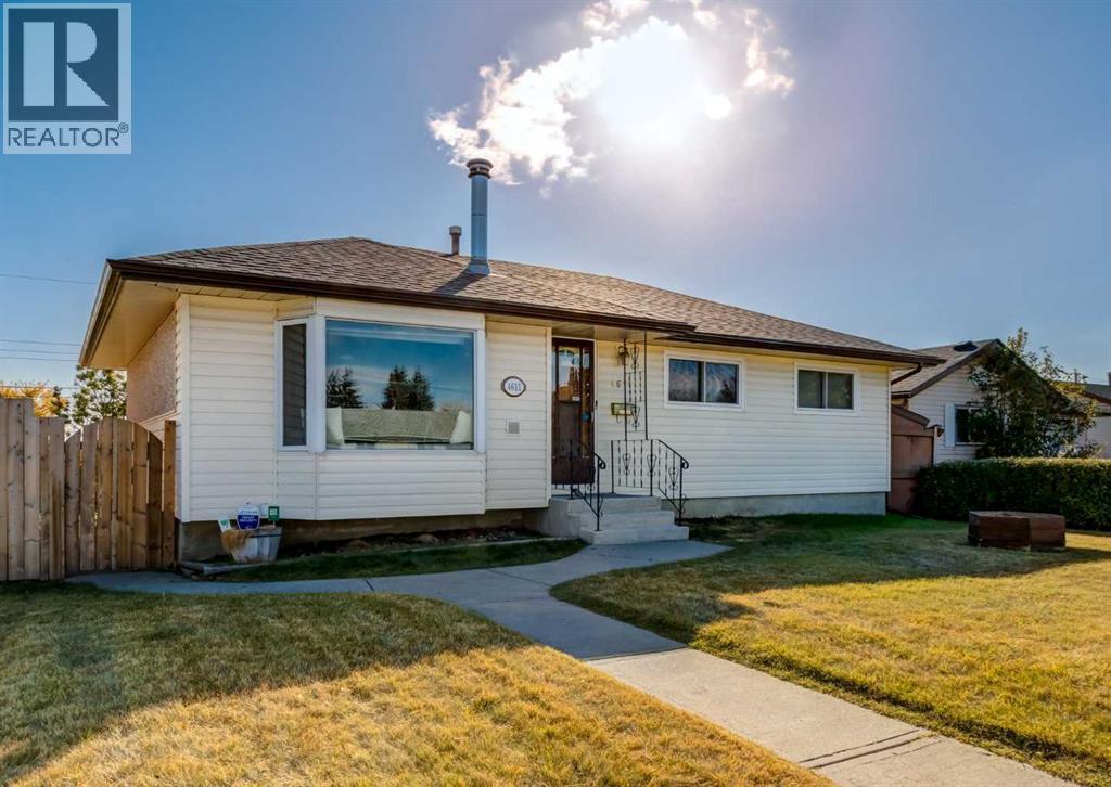 4611 Fortune Road Se, Calgary, Alberta  T2A 2A7 - Photo 9 - A2263158