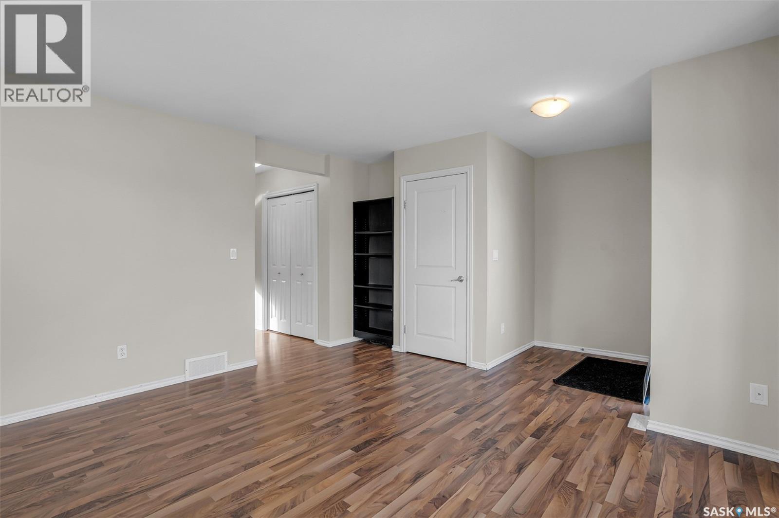 301 415 Lynd Crescent, Saskatoon, Saskatchewan  S7T 0C2 - Photo 5 - SK021454