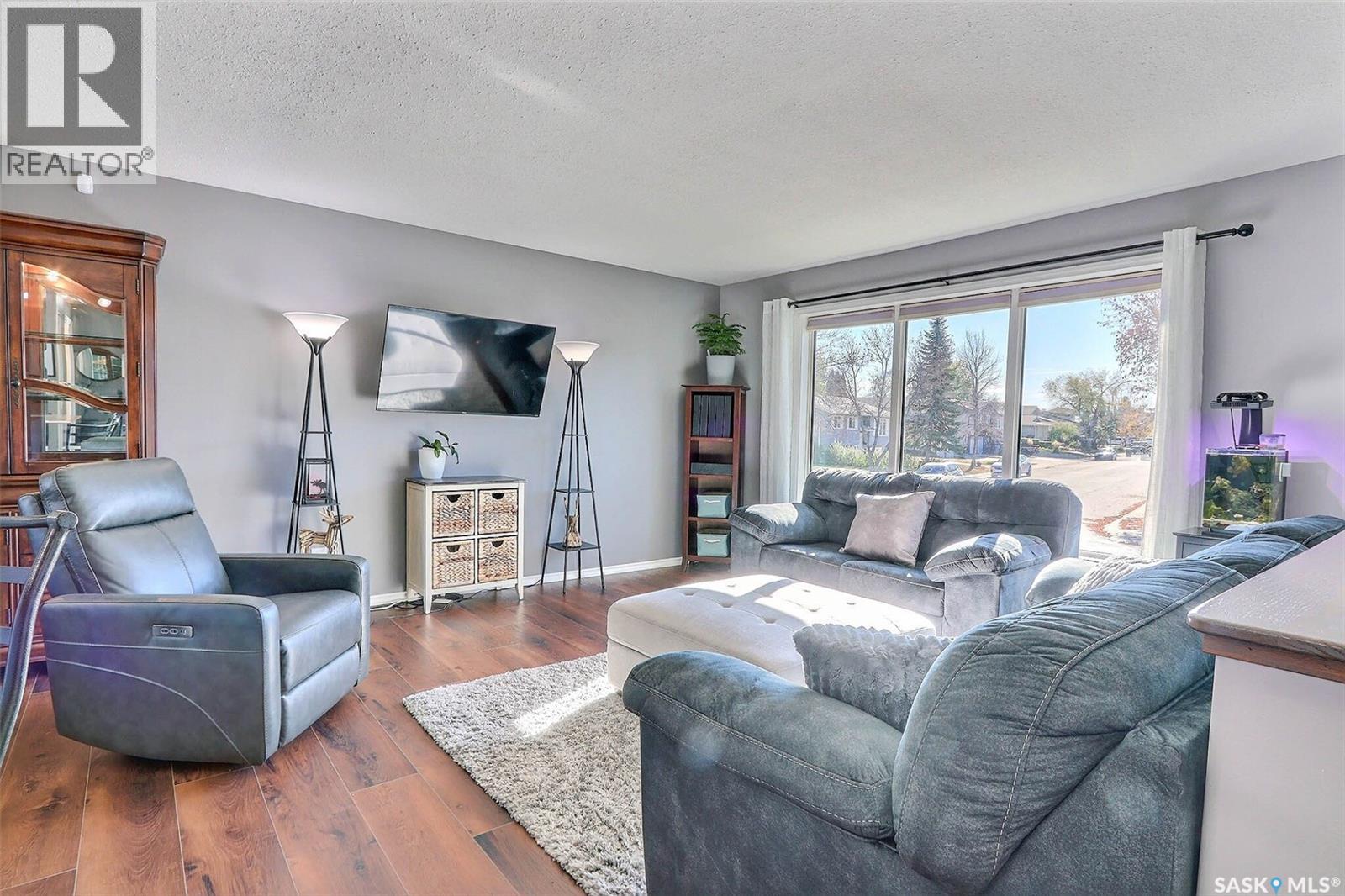 1520 Bliss Crescent, Prince Albert, Saskatchewan  S6V 7W7 - Photo 2 - SK021442