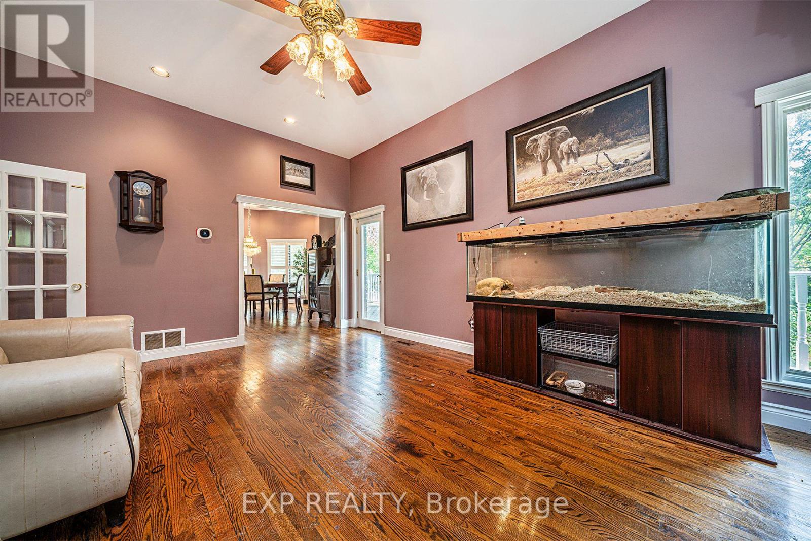 16 Audubon Way, Georgina (Baldwin), Ontario  L0E 1A0 - Photo 13 - N12475347