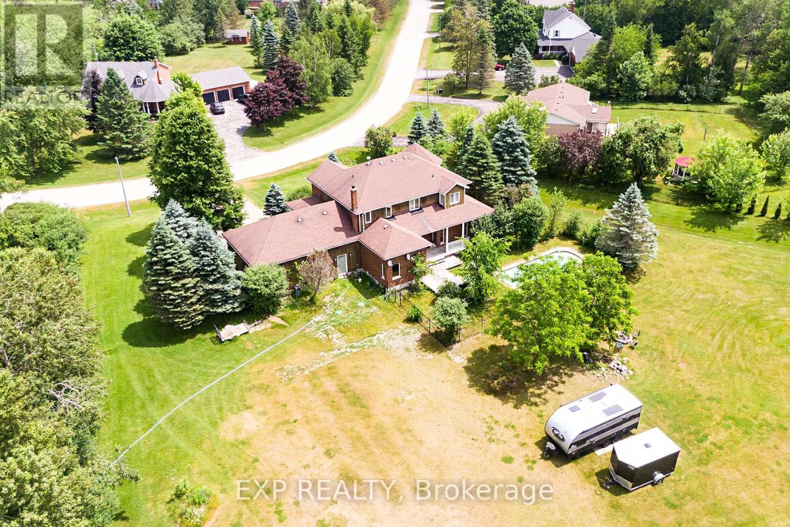 16 Audubon Way, Georgina (Baldwin), Ontario  L0E 1A0 - Photo 3 - N12475347