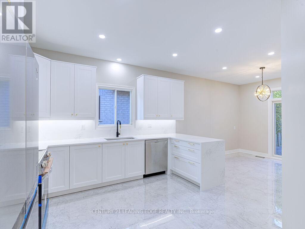 52 Sabiston Drive, Markham, Ontario  L3R 2B5 - Photo 16 - N12475371
