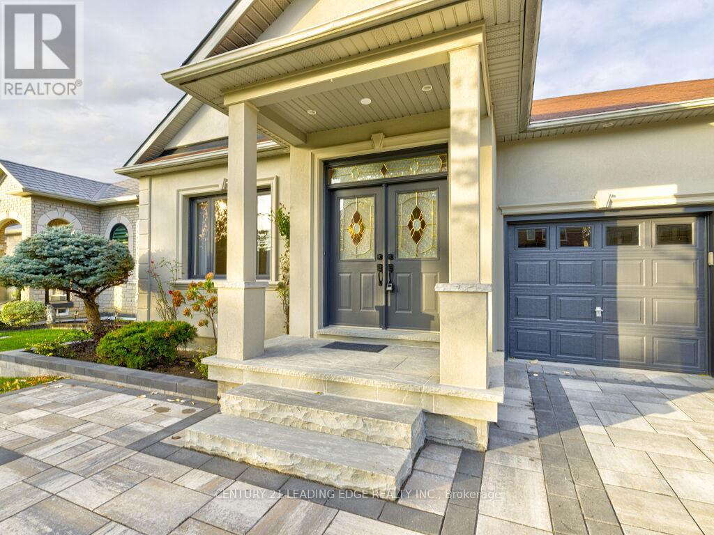 52 Sabiston Drive, Markham, Ontario  L3R 2B5 - Photo 2 - N12475371