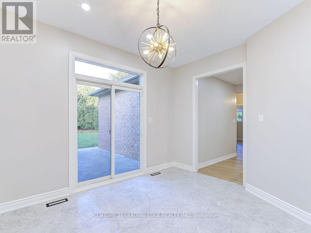 52 Sabiston Drive, Markham, Ontario  L3R 2B5 - Photo 22 - N12475371