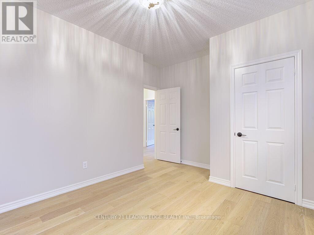 52 Sabiston Drive, Markham, Ontario  L3R 2B5 - Photo 35 - N12475371