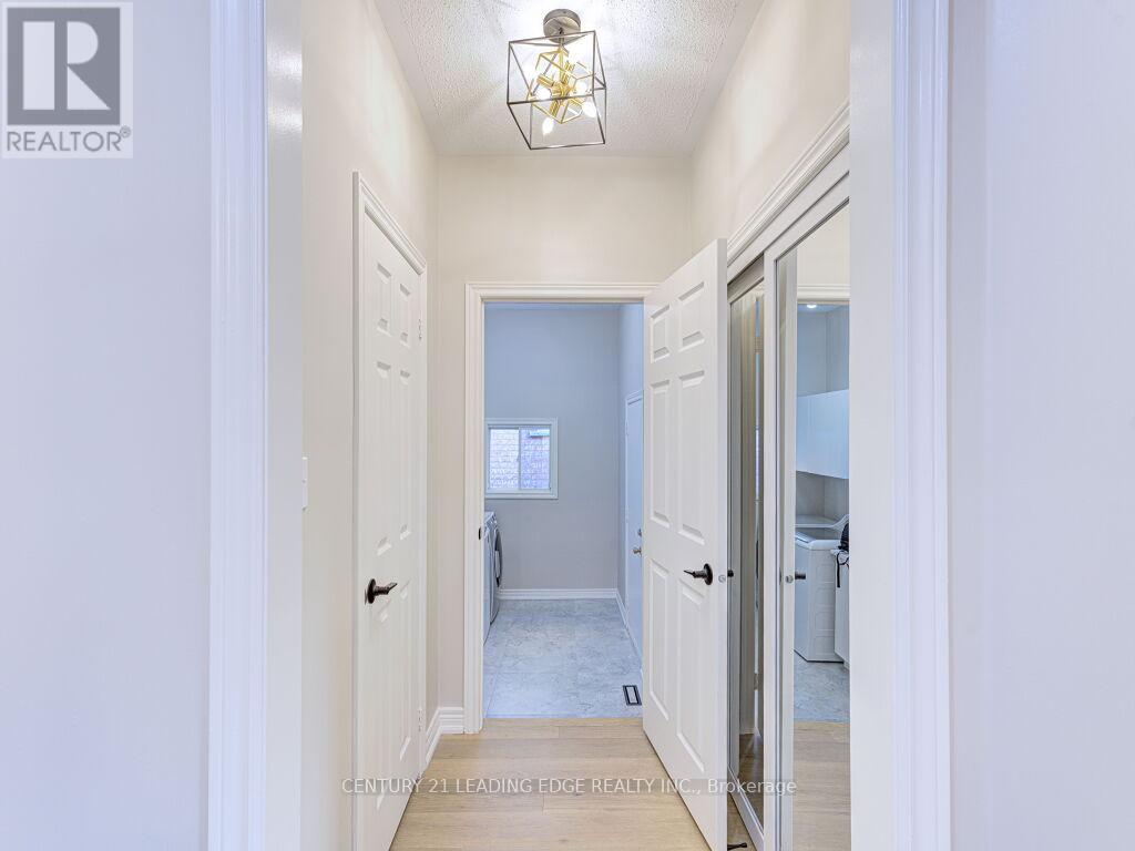 52 Sabiston Drive, Markham, Ontario  L3R 2B5 - Photo 39 - N12475371
