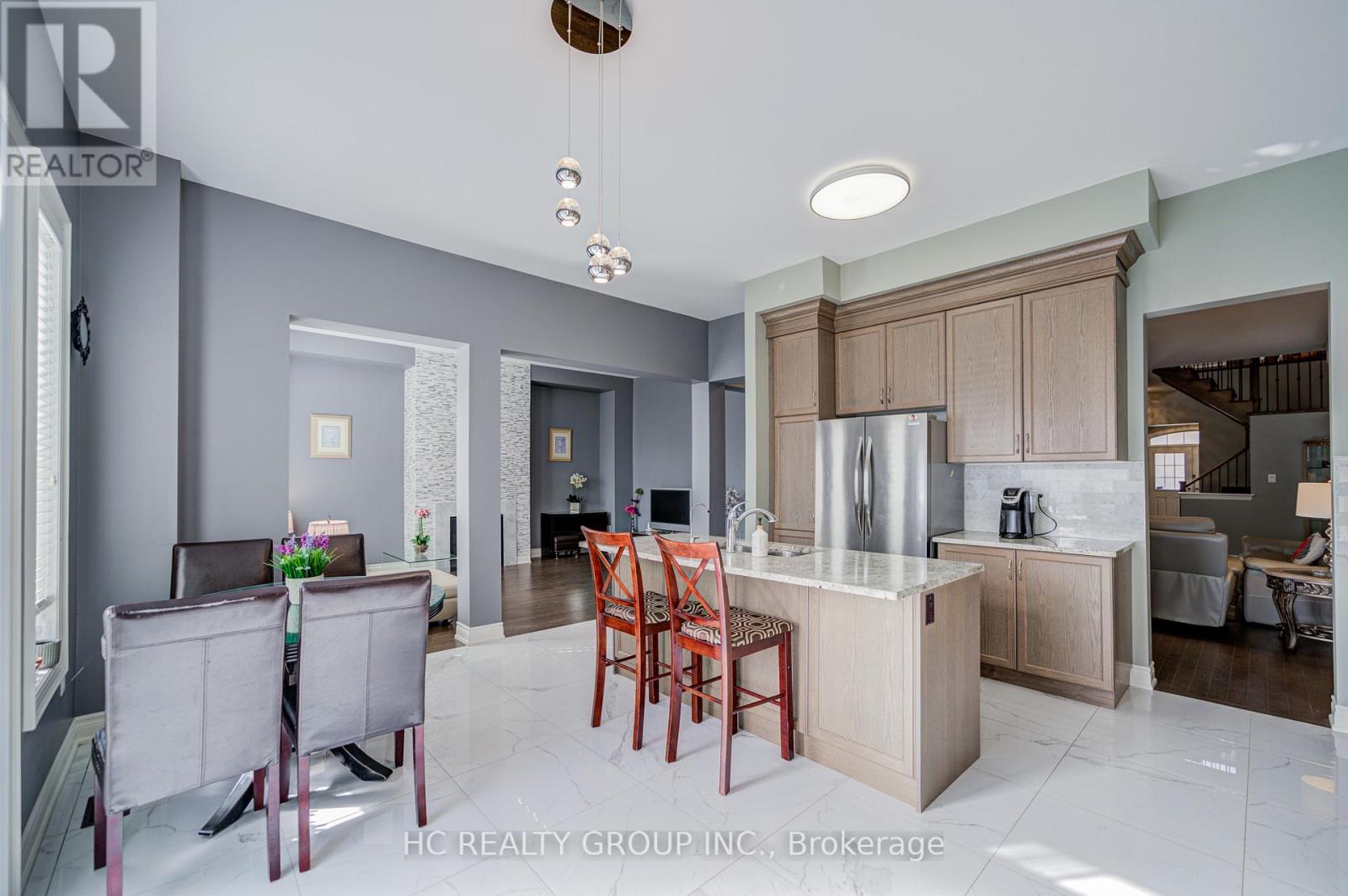 25 Deer Pass Road, East Gwillimbury, Ontario  L9N 0L6 - Photo 14 - N12475380