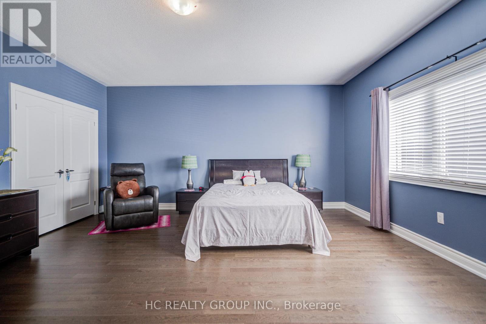 25 Deer Pass Road, East Gwillimbury, Ontario  L9N 0L6 - Photo 19 - N12475380