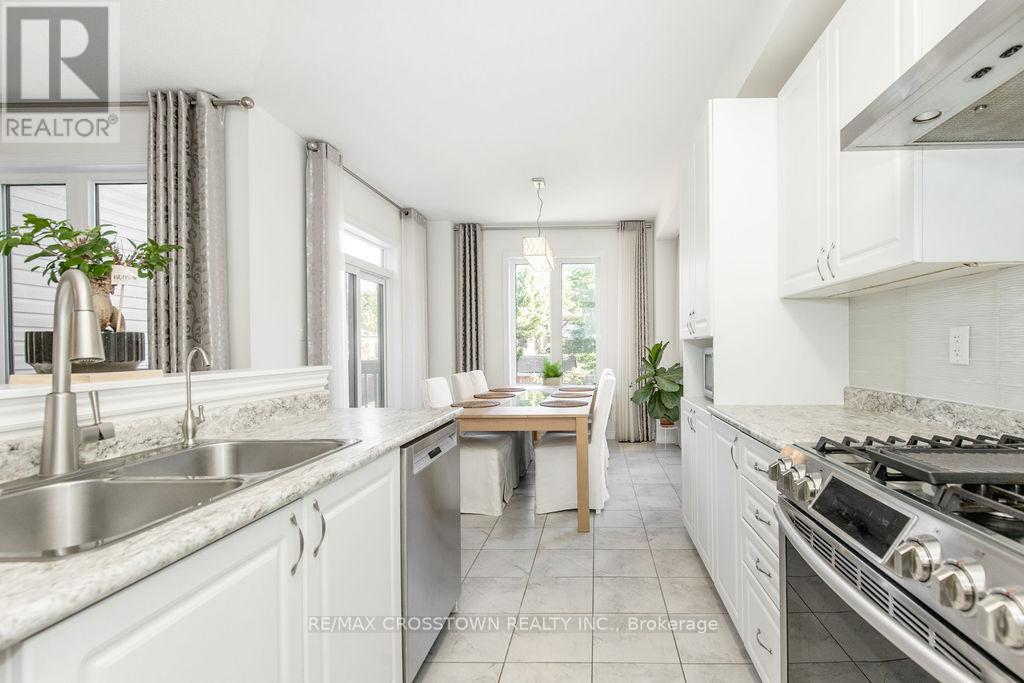 49 Greenwood Drive, Essa (Angus), Ontario  L0M 1B5 - Photo 19 - N12475422