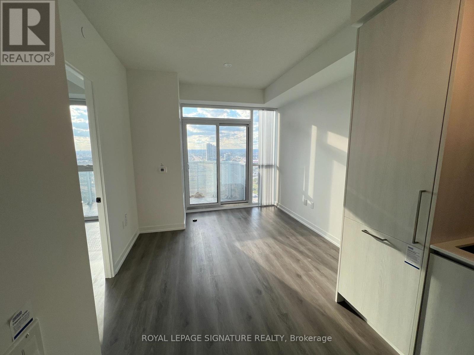 2508 - 225 Commerce Street, Vaughan, Ontario  L4K 0R1 - Photo 11 - N12475435