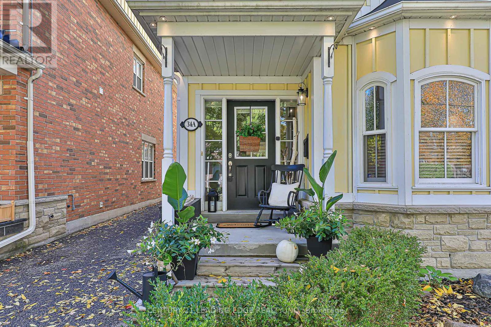 34a Washington Street, Markham (Old Markham Village), Ontario  L3P 2R5 - Photo 3 - N12475470