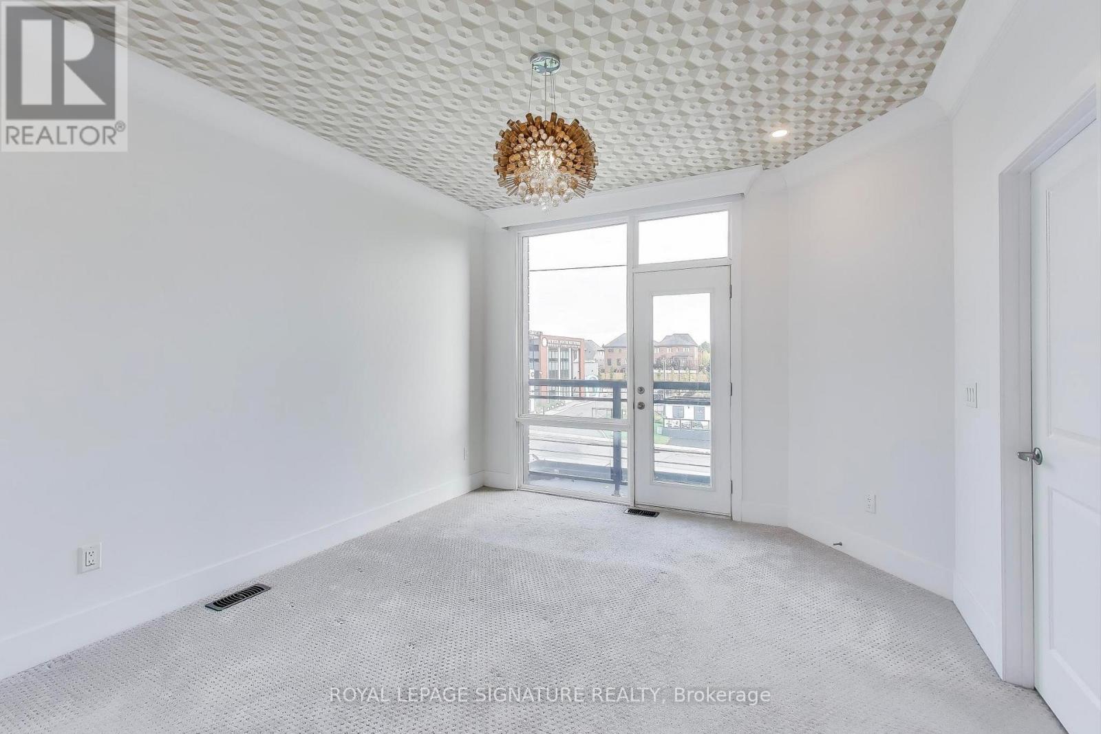 9124 Bathurst Street, Vaughan (Patterson), Ontario  L4J 0K1 - Photo 14 - N12475471