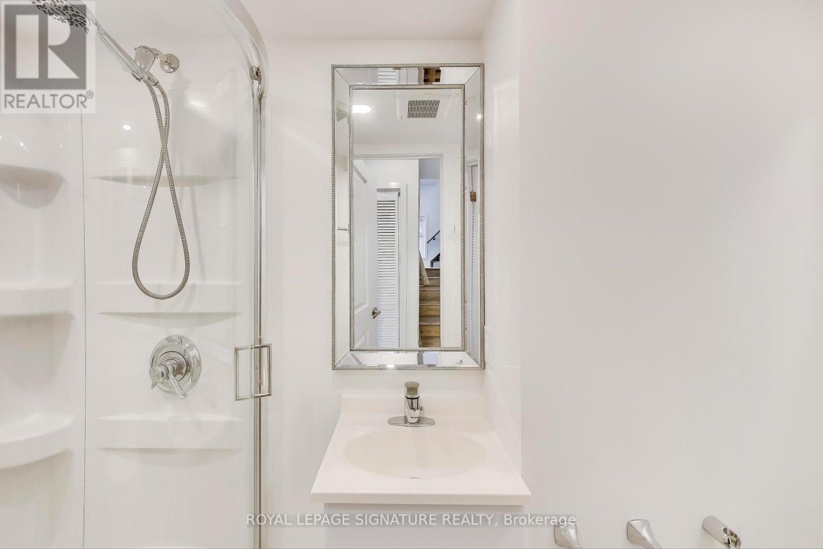 9124 Bathurst Street, Vaughan (Patterson), Ontario  L4J 0K1 - Photo 27 - N12475471