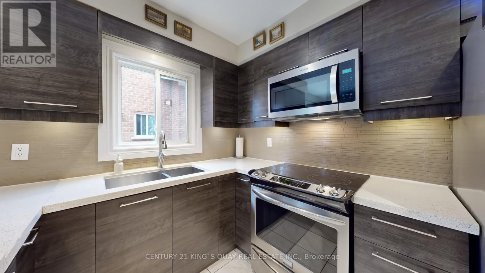 47 Radford Crescent, Markham (Sherwood-Amberglen), Ontario  L3P 4A2 - Photo 12 - N12475503