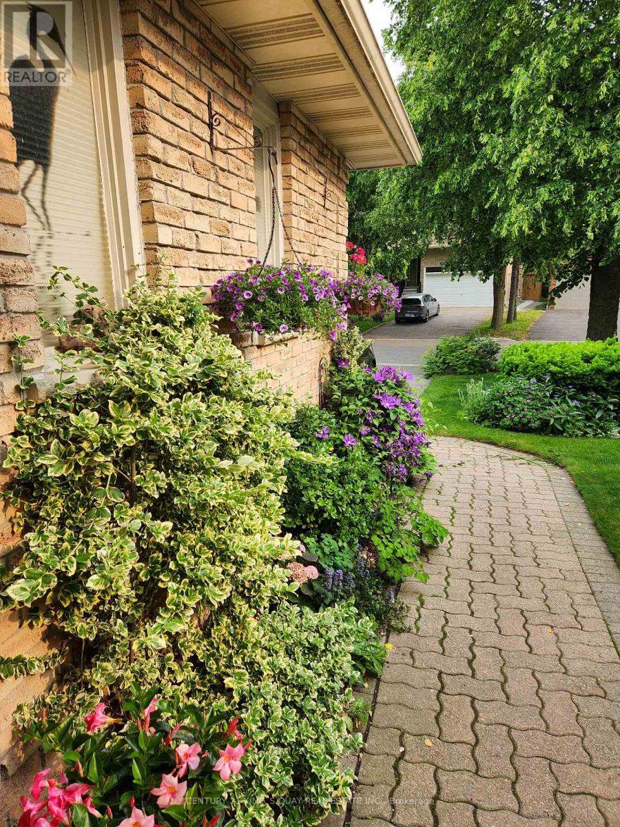 47 Radford Crescent, Markham (Sherwood-Amberglen), Ontario  L3P 4A2 - Photo 50 - N12475503
