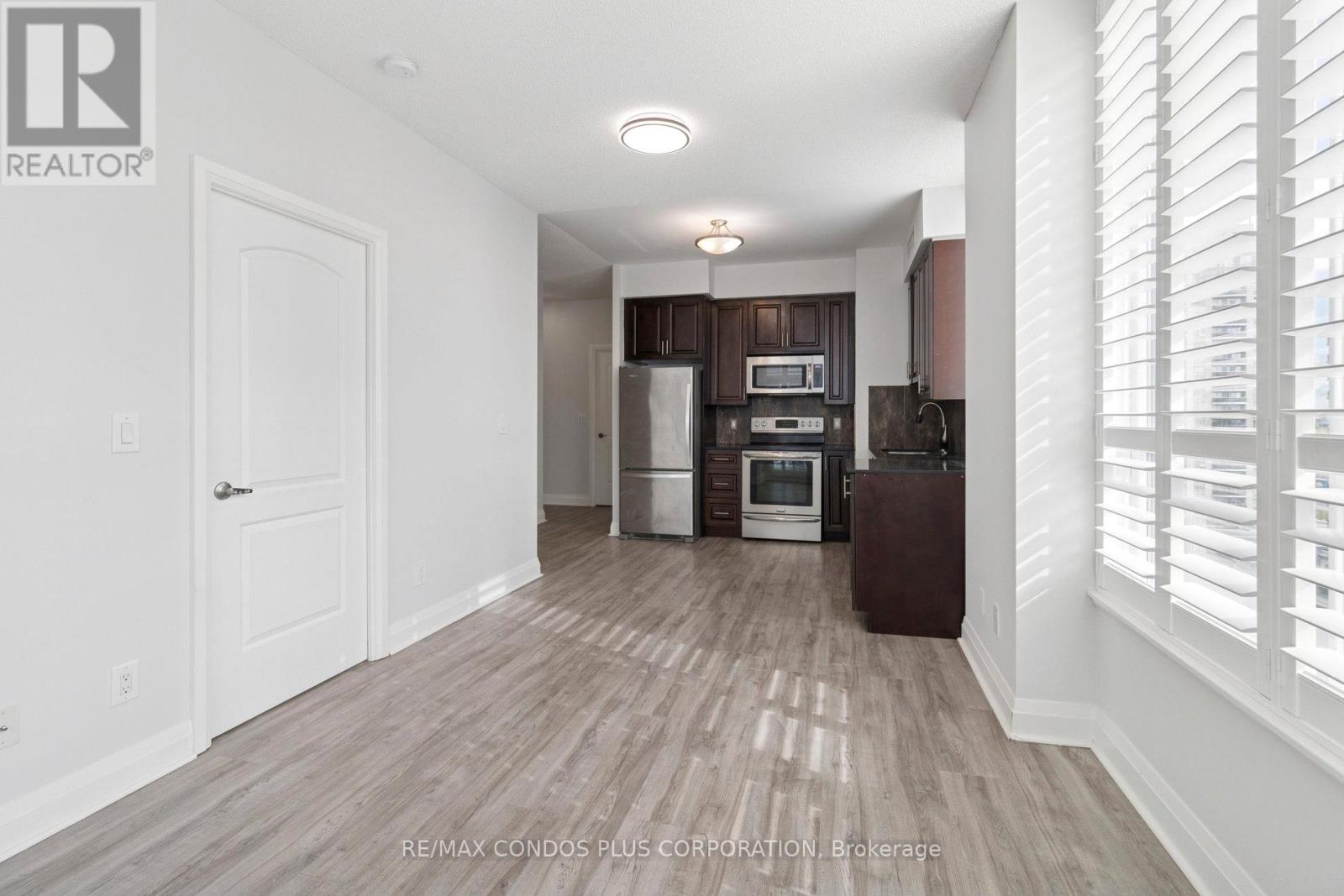 1108 - 20 North Park Road, Vaughan (Beverley Glen), Ontario  L4J 0G7 - Photo 3 - N12475536