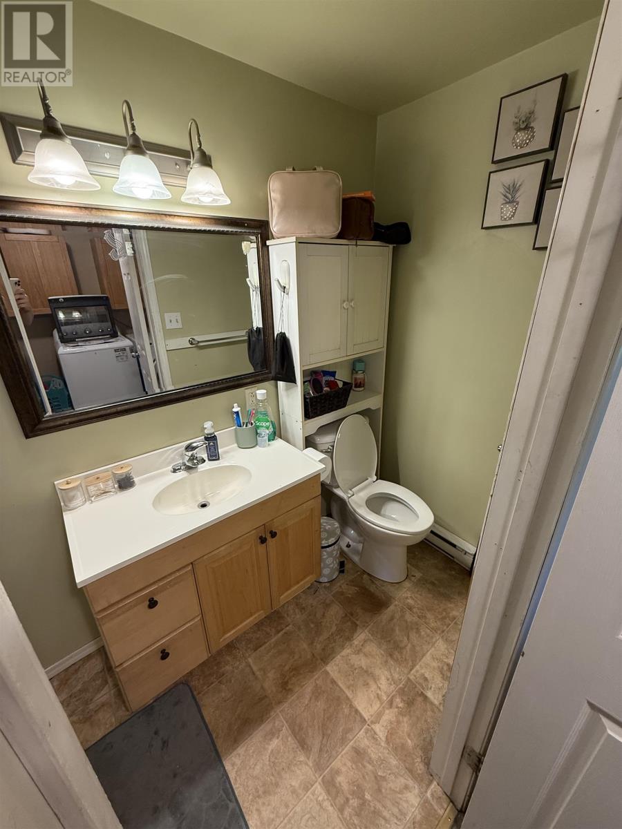 67 Goldshore Road, Red Lake, Ontario  P0V 2M0 - Photo 15 - TB253233
