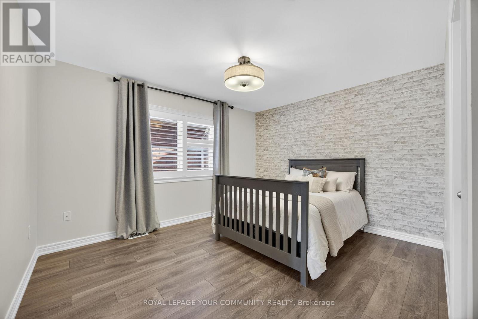 44 Cameron Street, Springwater (Centre Vespra), Ontario  L9X 0S3 - Photo 34 - S12475406
