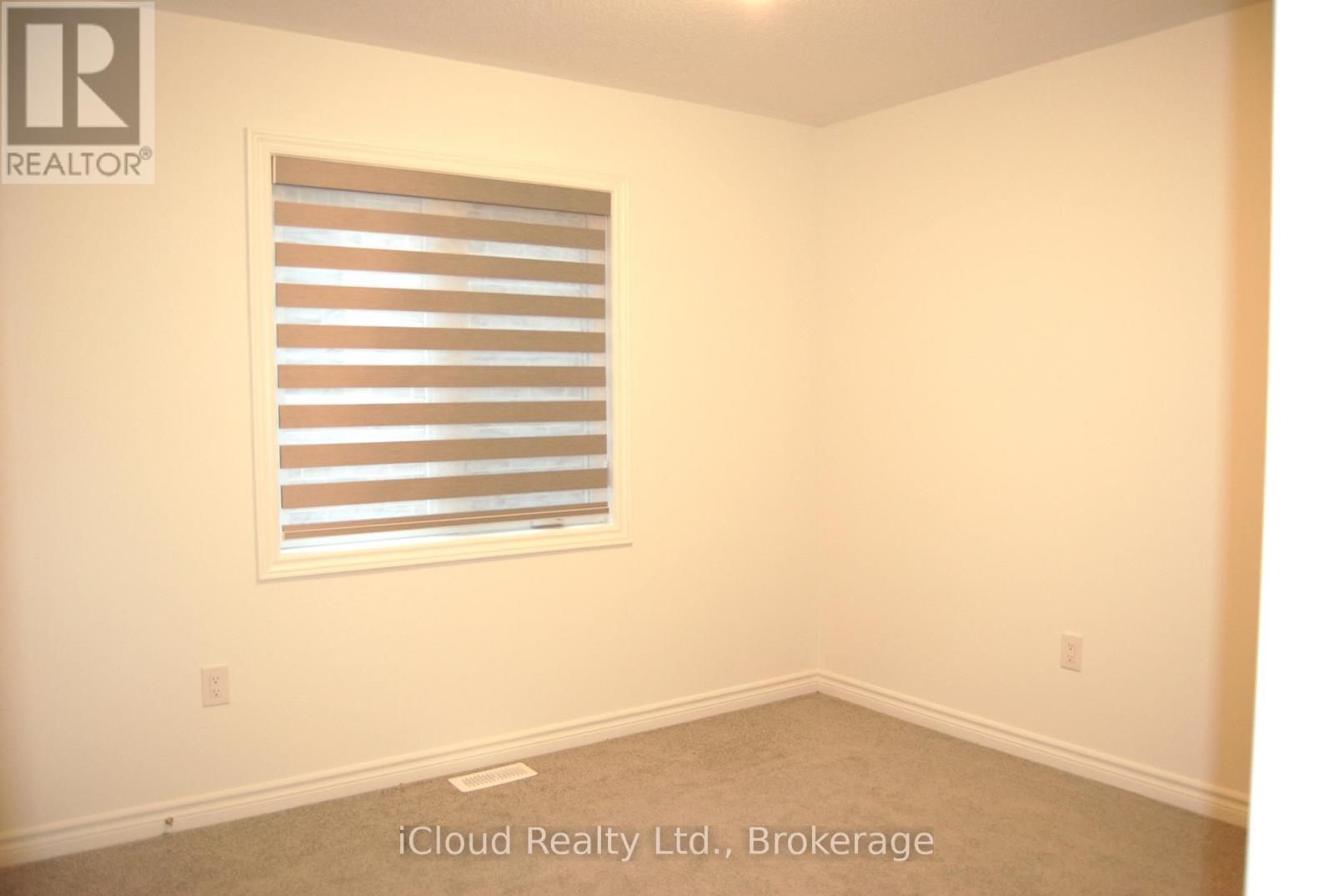 22 Sassafras Road, Springwater, Ontario  L9X 2C6 - Photo 22 - S12475454
