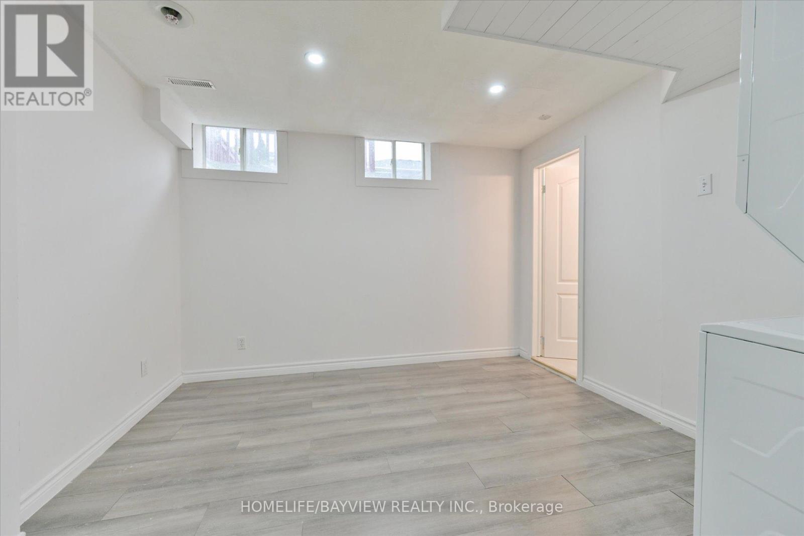 3956 Bentridge Road, Mississauga, Ontario  L5N 7V8 - Photo 31 - W12475217