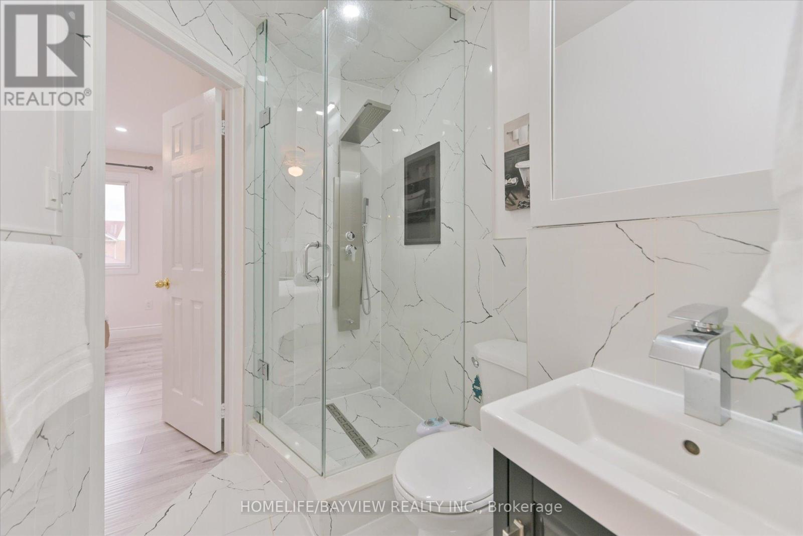 3956 Bentridge Road, Mississauga, Ontario  L5N 7V8 - Photo 23 - W12475217
