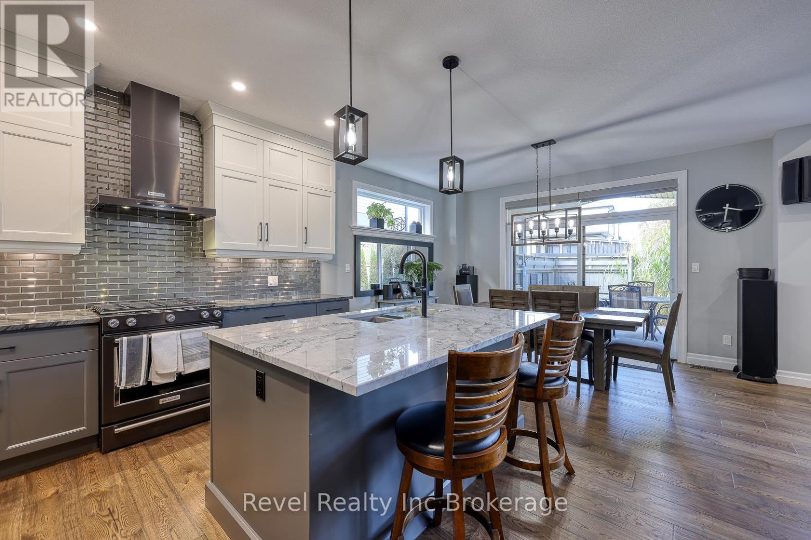 176 Tamarack Boulevard, Woodstock, Ontario  N4S 0E2 - Photo 13 - X12475568