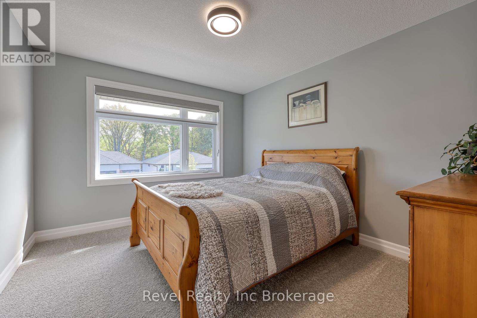 176 Tamarack Boulevard, Woodstock, Ontario  N4S 0E2 - Photo 30 - X12475568