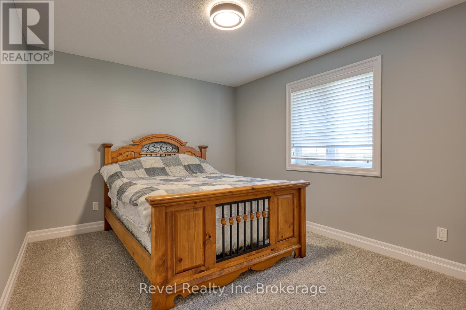 176 Tamarack Boulevard, Woodstock, Ontario  N4S 0E2 - Photo 33 - X12475568