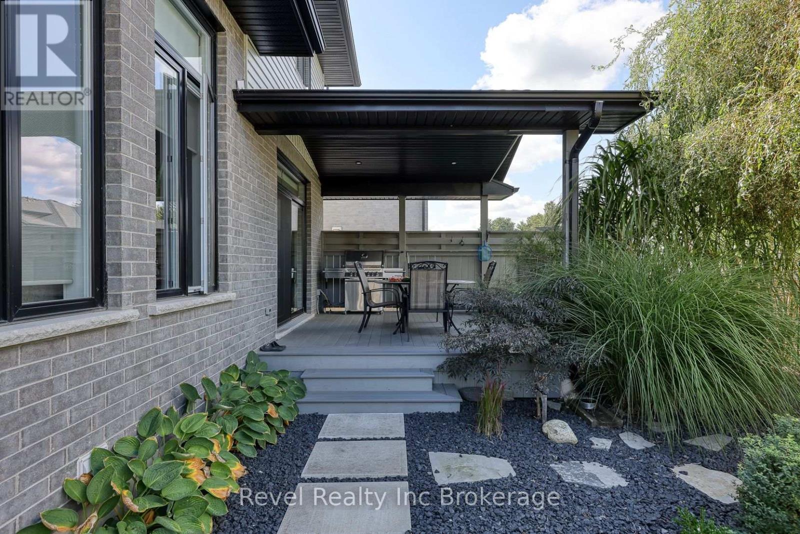 176 Tamarack Boulevard, Woodstock, Ontario  N4S 0E2 - Photo 38 - X12475568
