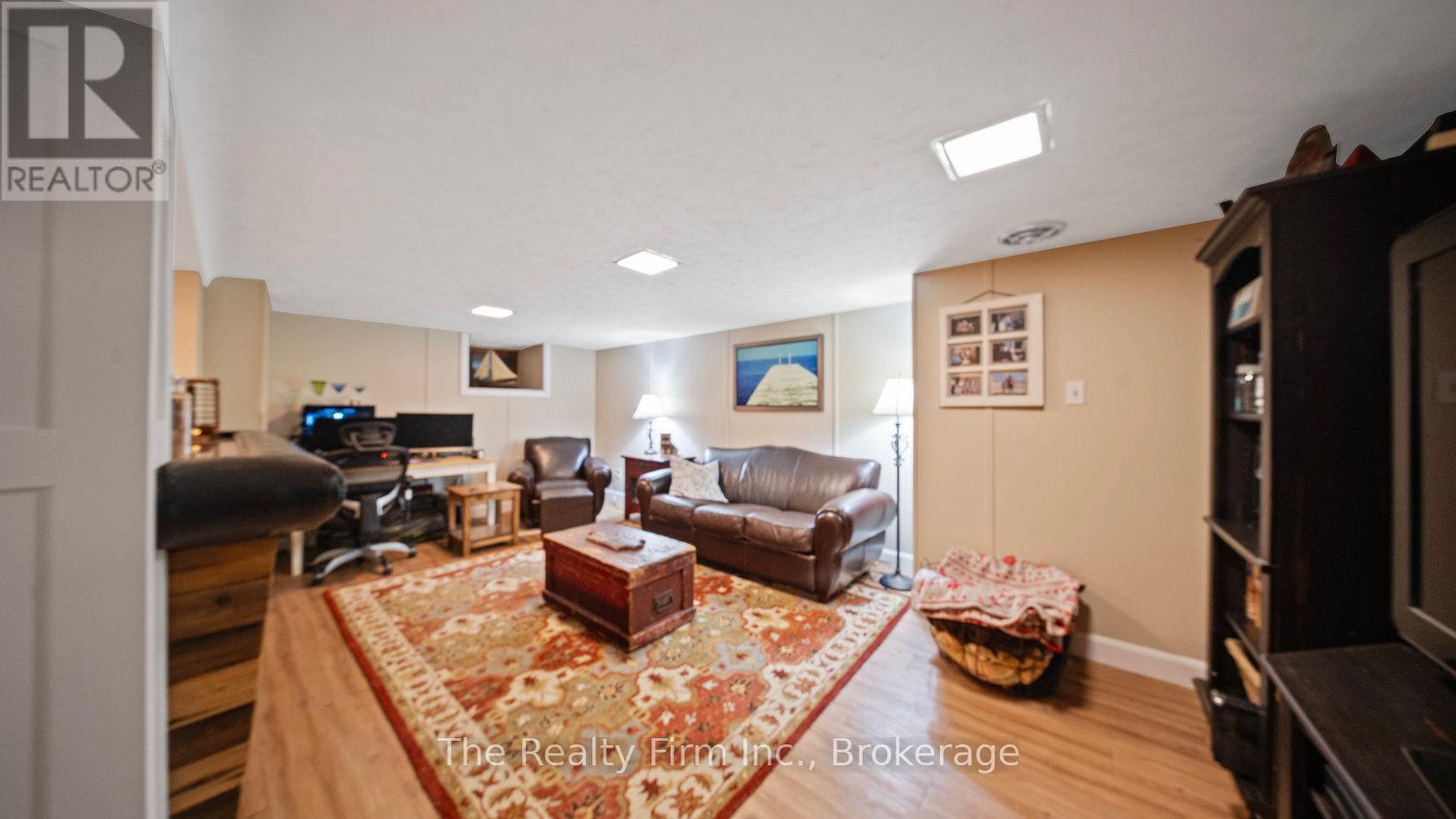 Photo 21 at 34 Springfield Drive, Brantford Photo 21 at 34 Springfield Drive, Brantford