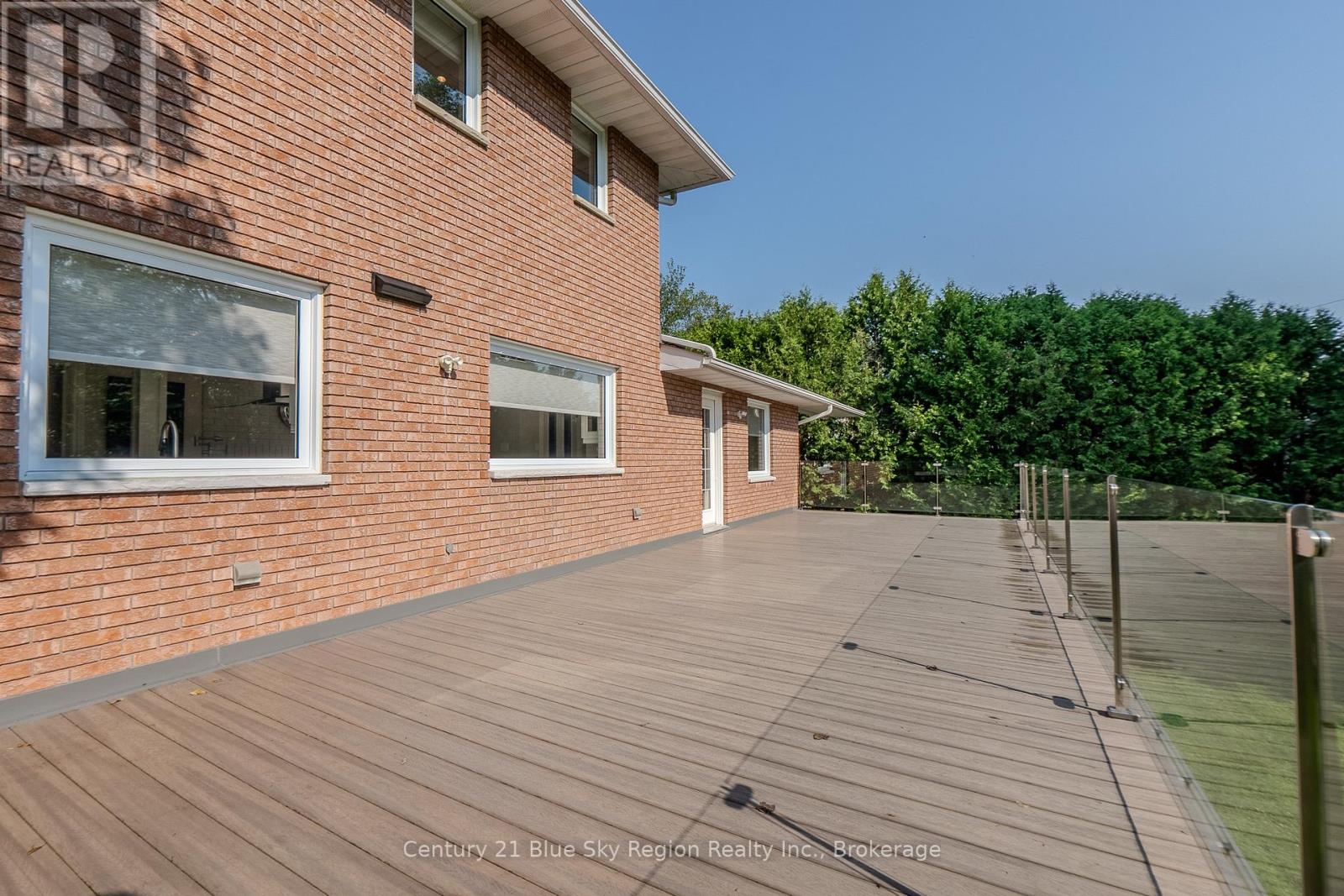 614 Guinevere Court, North Bay, Ontario  P1A 3N9 - Photo 4 - X12475793